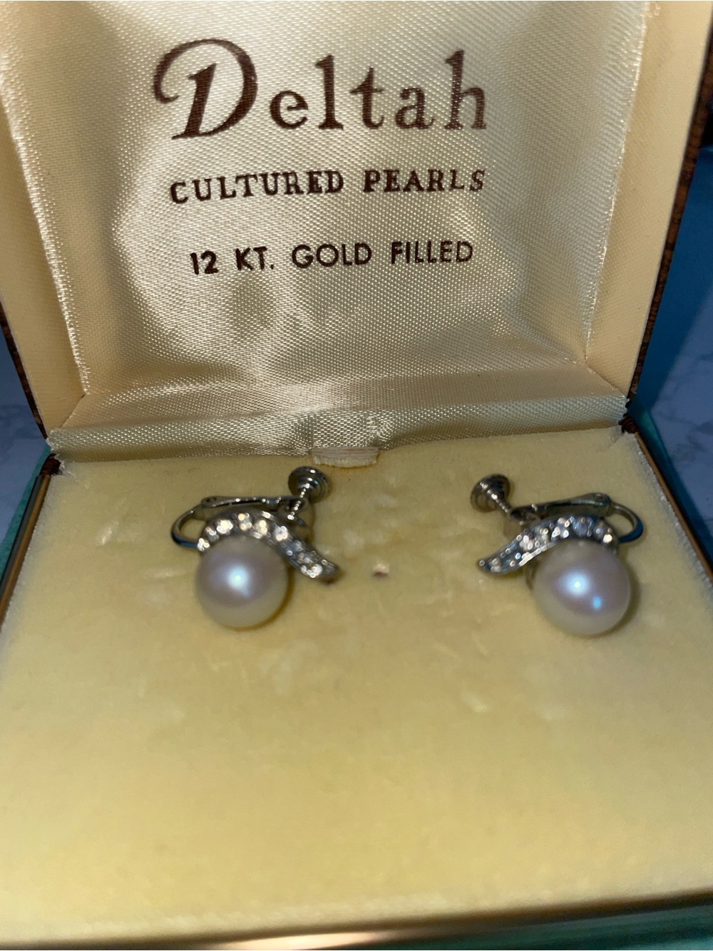 Delta White Cultured Pearl Earrings Gold-Filled